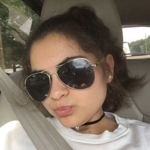 Meet your Posher, Sydney